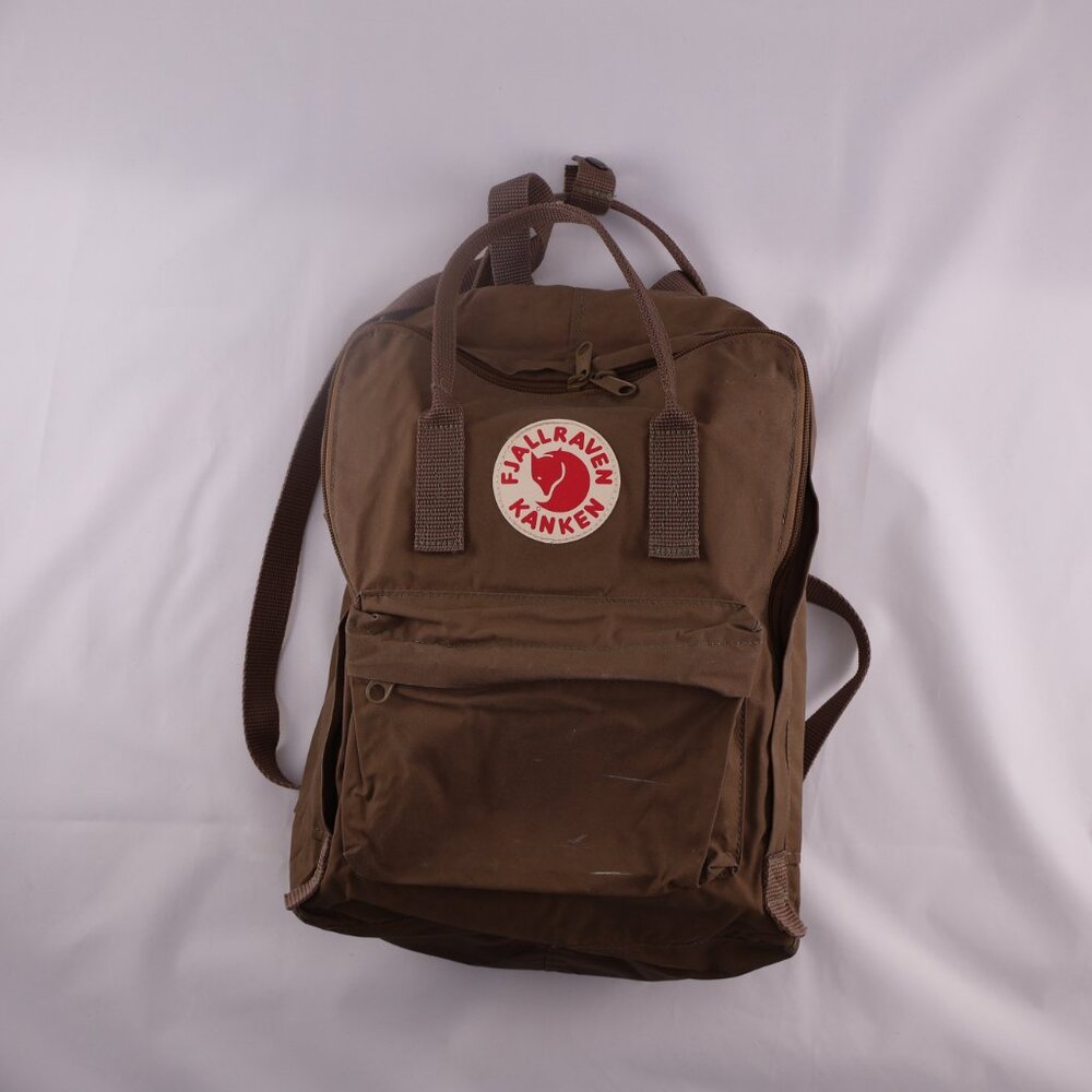 Fjallraven, Kanken Laptop 15” Classic Backpack Khaki Dust - Picture 4 of 6